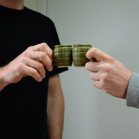 Grenade Shot Kieliszek Granat prezent dla chłopaka Grenade Shot Kieliszek Granat prezent dla chłopaka