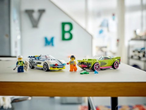 60415 - LEGO City - Pościg radiowozu za muscle carem 60415 - LEGO City - Pościg radiowozu za muscle carem