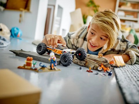 60387 - LEGO City - Przygody samochodem terenowym z napędem 4x4 60387 - LEGO City - Przygody samochodem terenowym z napędem 4x4