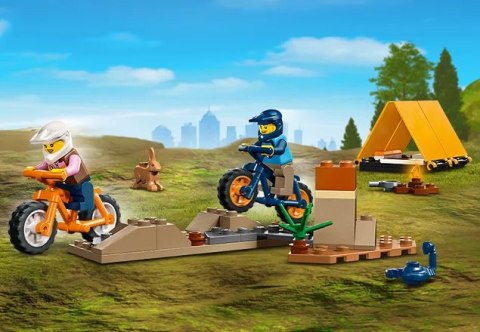 60387 - LEGO City - Przygody samochodem terenowym z napędem 4x4 60387 - LEGO City - Przygody samochodem terenowym z napędem 4x4
