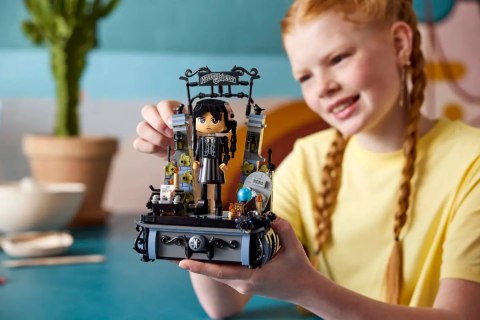 76780 - LEGO Wednesday - Figurka Wednesday Addams 76780 - LEGO Wednesday - Figurka Wednesday Addams