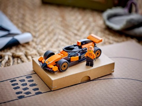 60442 - LEGO City - F1® Kierowca i bolid McLaren 60442 - LEGO City - F1® Kierowca i bolid McLaren